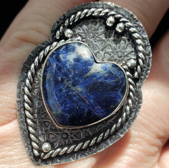 New Heart Shaped Sodalite 925 Silver Statement Ring. - Picture 16 of 16